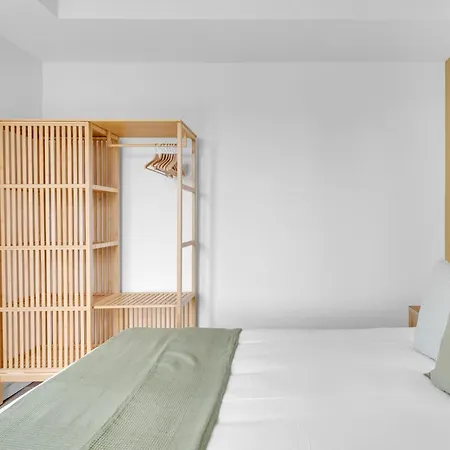 Apartment Airy With Balcony & Garage *