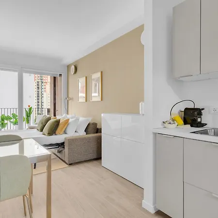 Airy With Balcony & Garage Daire *