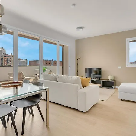 Airy With Balcony & Garage By Ndp Rent *